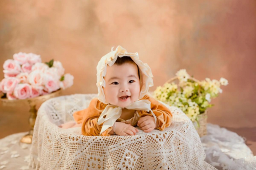 广州代怀试管生子9个月宝宝发育标准